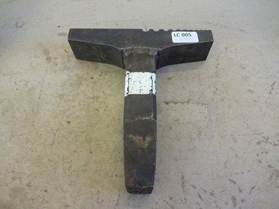Grooving creasinig iron stake