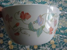 Large Vintage Floral  Decorated Pyrex type Vision French Casserole & Lid 2.5 L