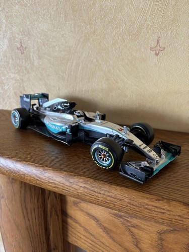 Burago mercedes hamilton - burago,
