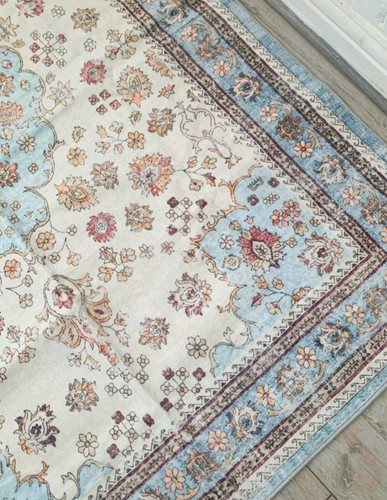 Floral creamy beige - creamy, +