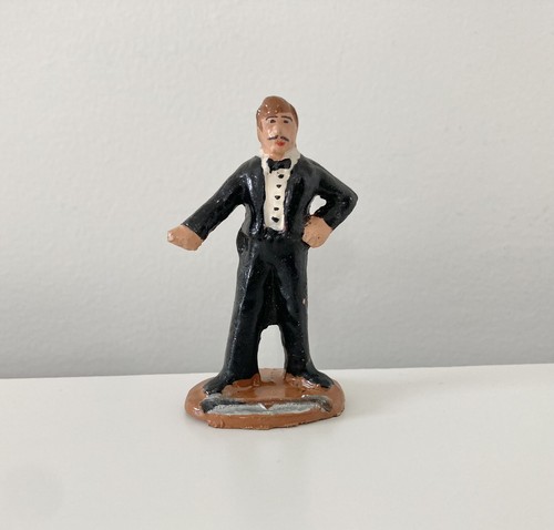 Wend circus ringmaster - wend-al,