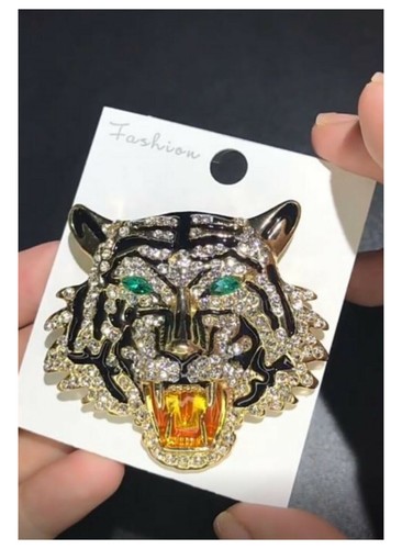 Tiger head jewel brooch - , in