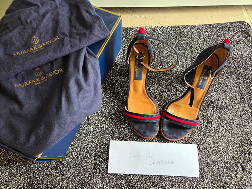Fairfax favor daisy - fairfax,
