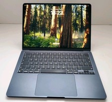 Apple MacBook Air 13 inch 2024