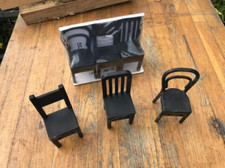 2 x IKEA FJANTIG Chair Wall