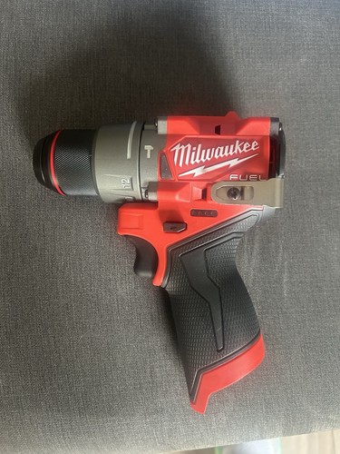 Milwaukee 12v drill - 12v, driver