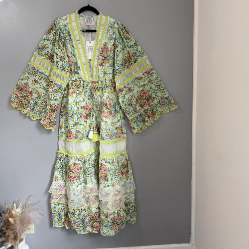 Couture neck floral - couture, v