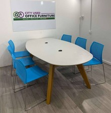 Frovi  8 / 6 Person Boardroom