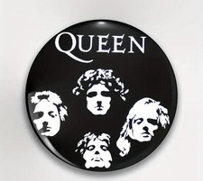 Queen Pin Badge Plastic Rock Music Freddie Mercury Free Post Brian May