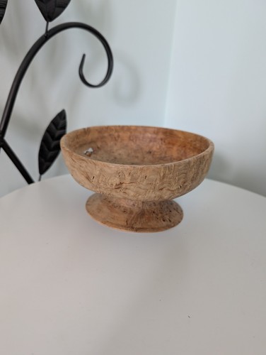 Hand turned oak burr pedestal - hand,