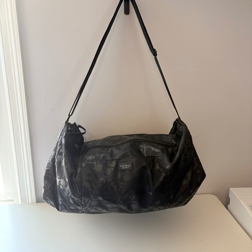 Victoria secret duffle bag - duffle,