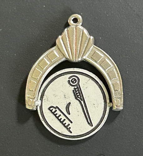 Vtg masonic spinner - watch, fob