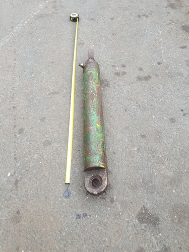 Hydraulic ram log splitter - ,
