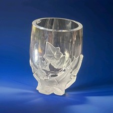 LALIQUE VASE