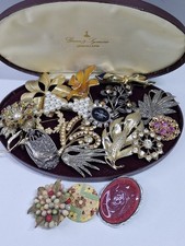 Vintage Jewellery Brooches