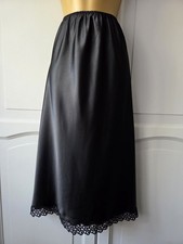 LADIES VTG M&S BLACK SILKY SATIN POLYESTER HALF SLIP SIZE 16-18 