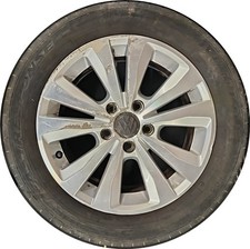 1xPRE-OWNED VW GOLF MK7