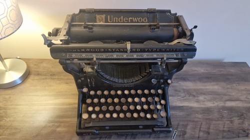 Vintage underwood typewriter - vintage,