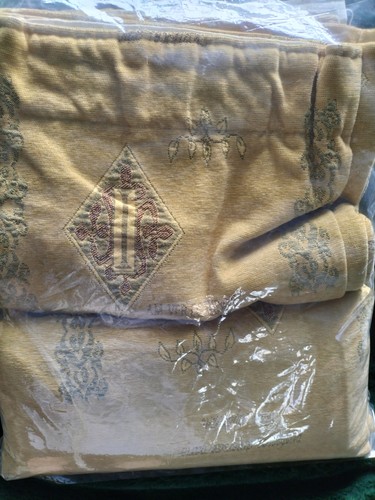 Curtains gold tapestry style - ,