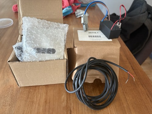 Dolphin solutions electronic - dolphin,