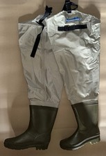 Hardware Pro Thigh Cleat Fishing Agriculture Waders Size 8 New