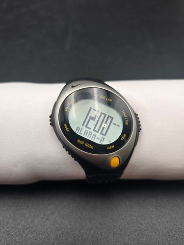 Nike watch bowerman series 100 - bowerman,