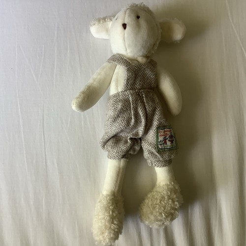 Moulin roty albert - lamb, 9"
