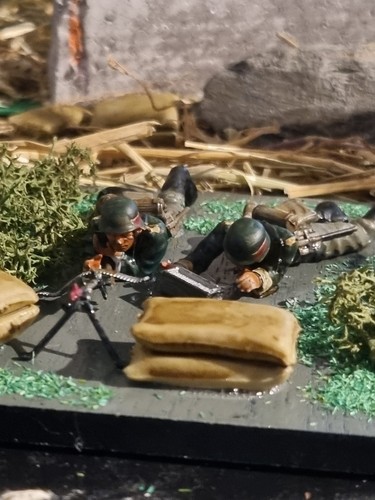 Airfix painted german soldiers - german,