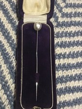 Mikimoto 18 ct pearl stick pin