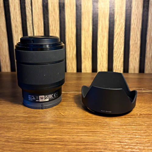 Sony 70mm 5 6 - f/3.5-5.6, oss