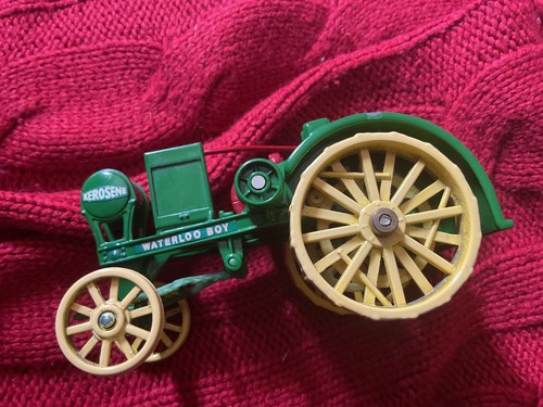 Ertl 5607 9011 scale - ertl, 1:16