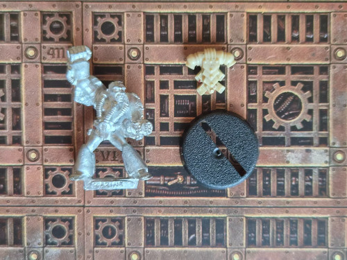 Oop vintage rogue trader space - rogue,