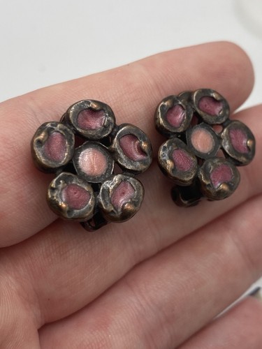 Vintage pink enamel clip - vintage,
