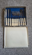 EPNS plated knife fork set boxed. Coronet quality plate. 12 Piece