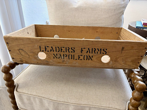 Large vintage leaders farms - large,