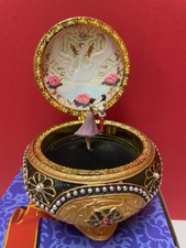 READ! San Francisco Music Box