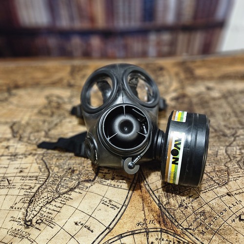 Cased gas mask - gas,