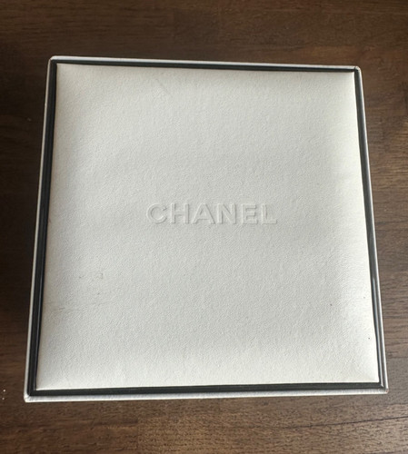 Chanel fine jewellery white - fine,