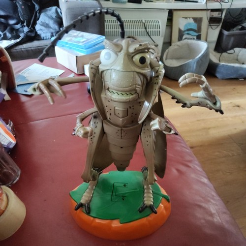 Vintage disney pixar hopper - pixar, a