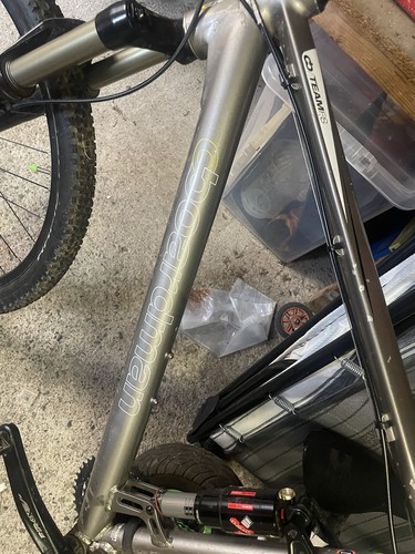 Full suspension boardman