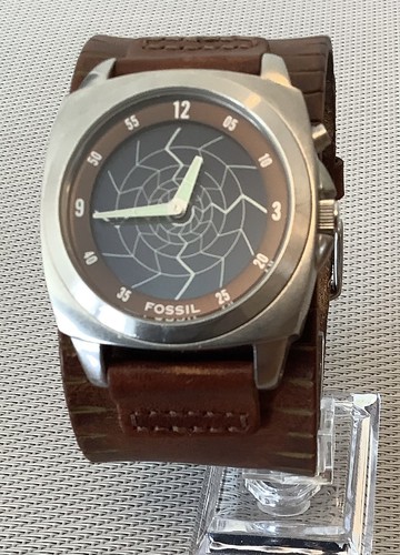 Fossil big tic - big,