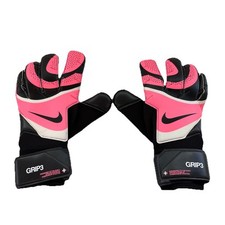 Nike Grip 3 Football