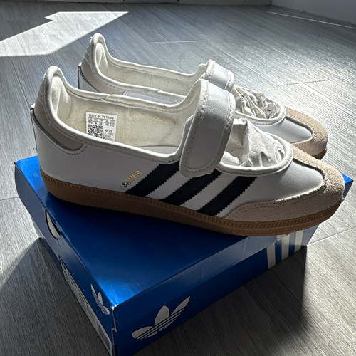Adidas samba hook loop - adidas,