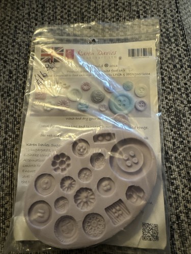 Karen davies button silicone - karen,
