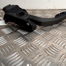 FORD FIESTA Throttle