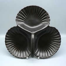 POOLE POTTERY BLACK PANTHER GLAZE TRIPLE SCALLOP SHELL DISH VINTAGE TWINTONE MCM