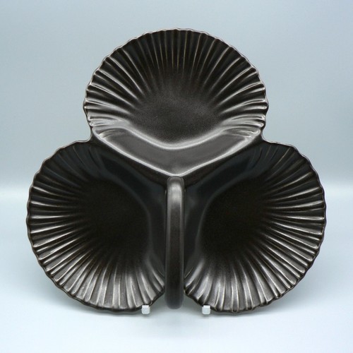 Poole pottery black panther - pottery,
