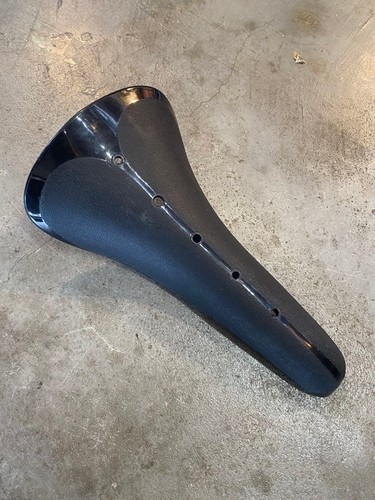 Kuwahara black plastic bicycle - kuwahara,