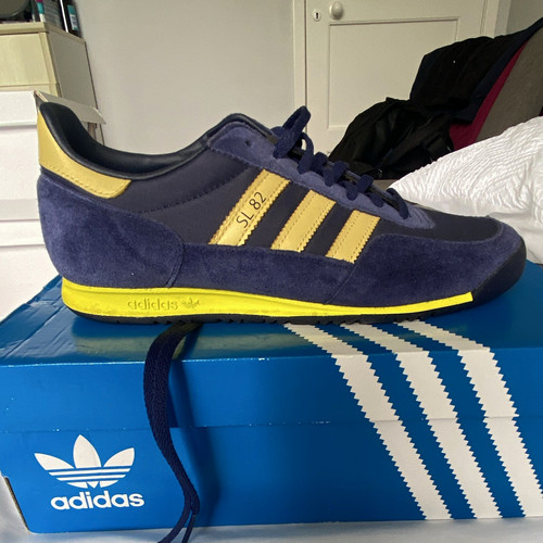 Adidas men low top - men’s,