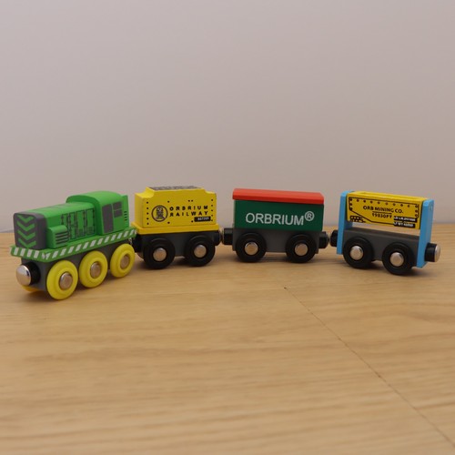 Wooden train track - wooden, green